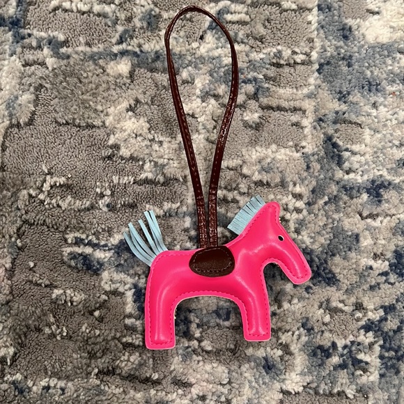 Beautiful Keycharm with Rhinestone Decor - Picture 3 of 3